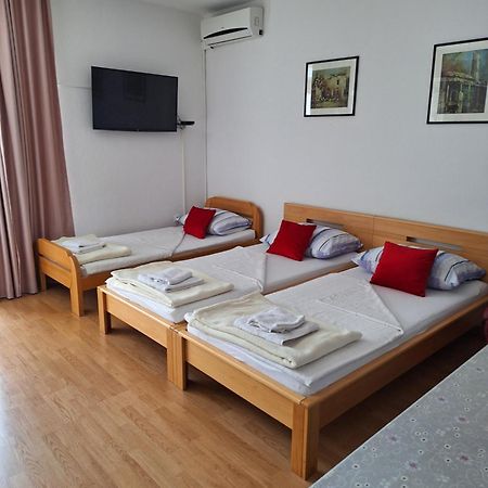 Apartment Jasna Мостар Екстер'єр фото