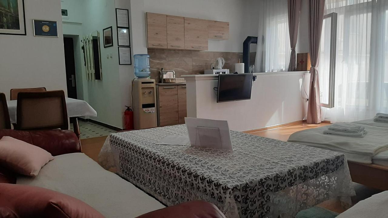 Apartment Jasna Мостар Екстер'єр фото