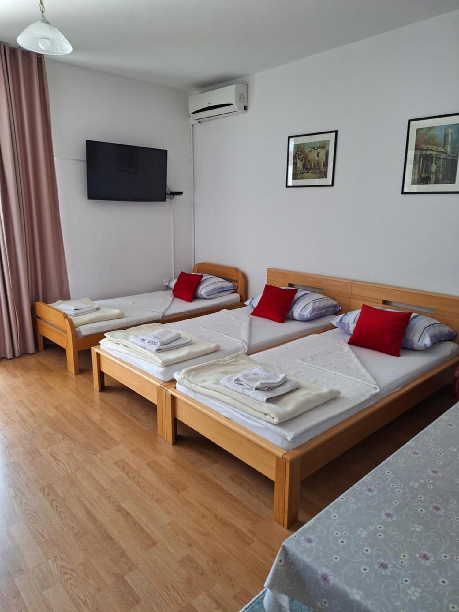 Apartment Jasna Мостар Екстер'єр фото